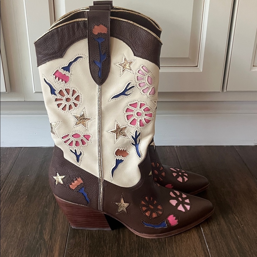 NWT Dolce Vita Lassie Leather Cowboy Boots! - Picture 4 of 7